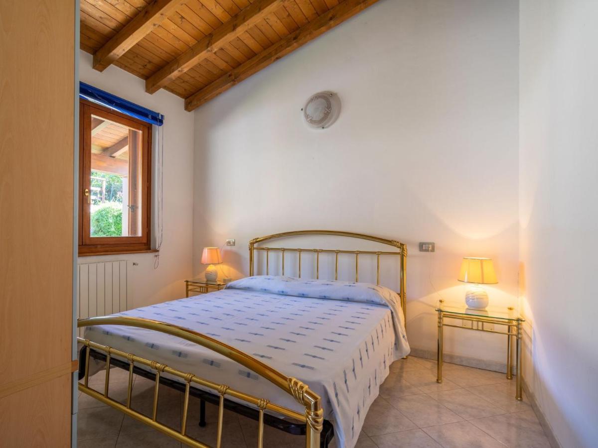 Villa Locazione Turistica Residenza Agrifoglio-3 Luino Esterno foto