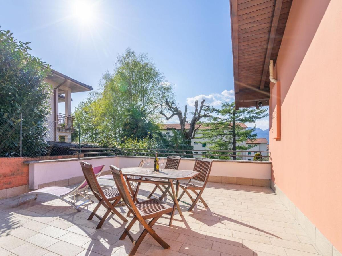 Villa Locazione Turistica Residenza Agrifoglio-3 Luino Esterno foto