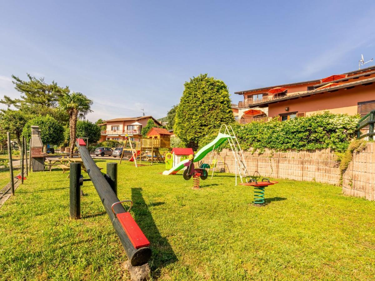 Villa Locazione Turistica Residenza Agrifoglio-3 Luino Esterno foto