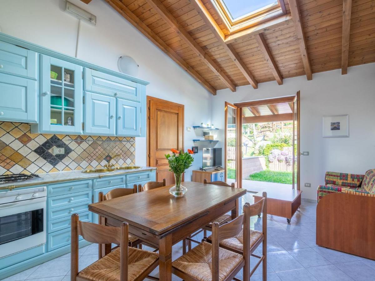 Villa Locazione Turistica Residenza Agrifoglio-3 Luino Esterno foto